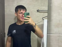 XXX chat uživo modela EVAN_TAY