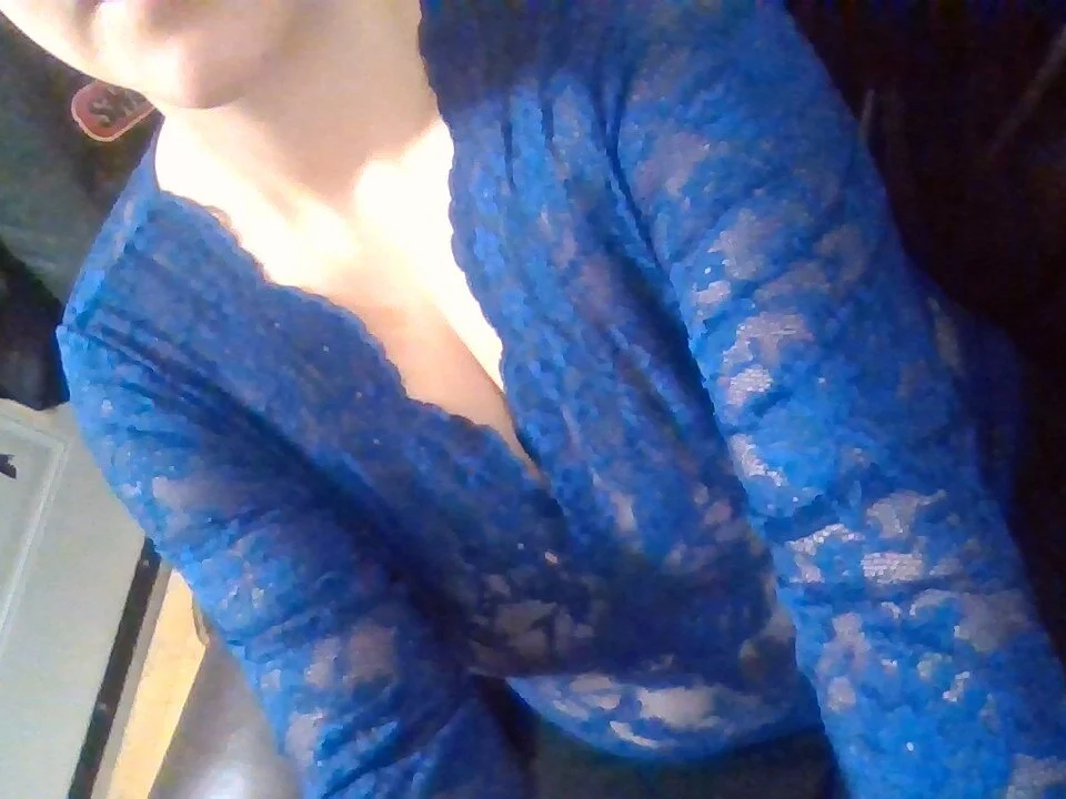 aresgeau Chat XXX offline