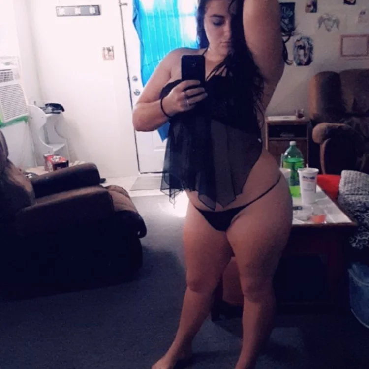 sinfullsunshine94's Offline XXX Chat