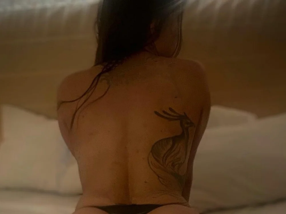 cupcakekitty1414's Offline XXX Chat