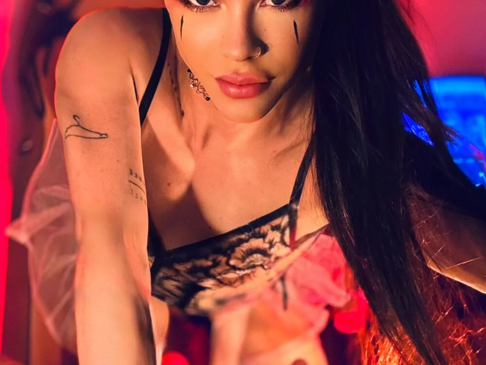 stormytt_ অফলাইন XXX চ্যাট