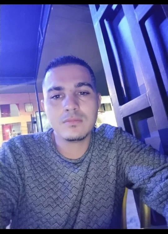 Chat +18 off-line de Angell-23