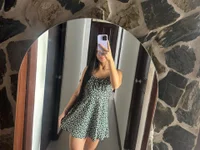 alice_twerk's webcam live show