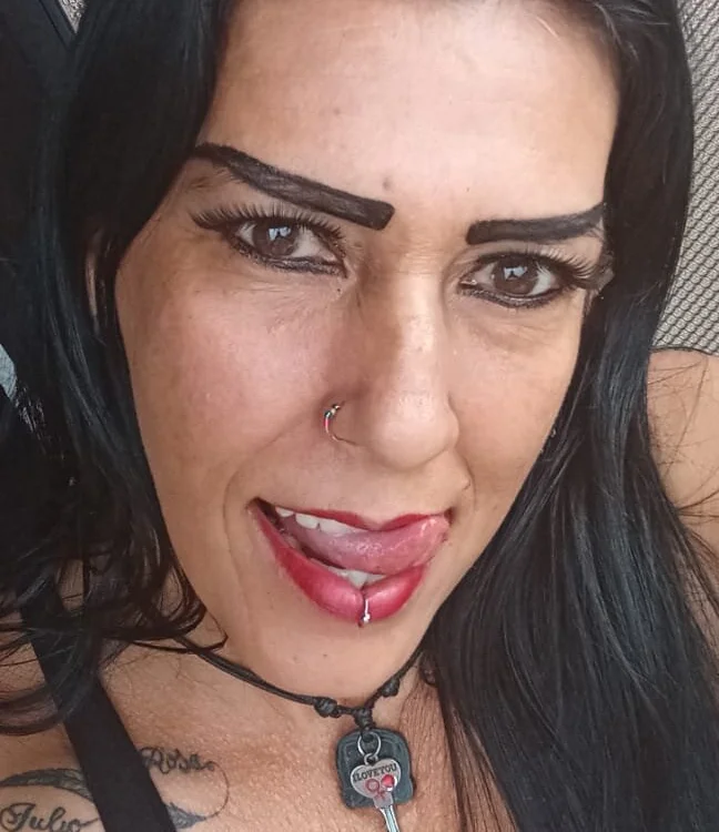 Offline XXX chat modela La-gata-