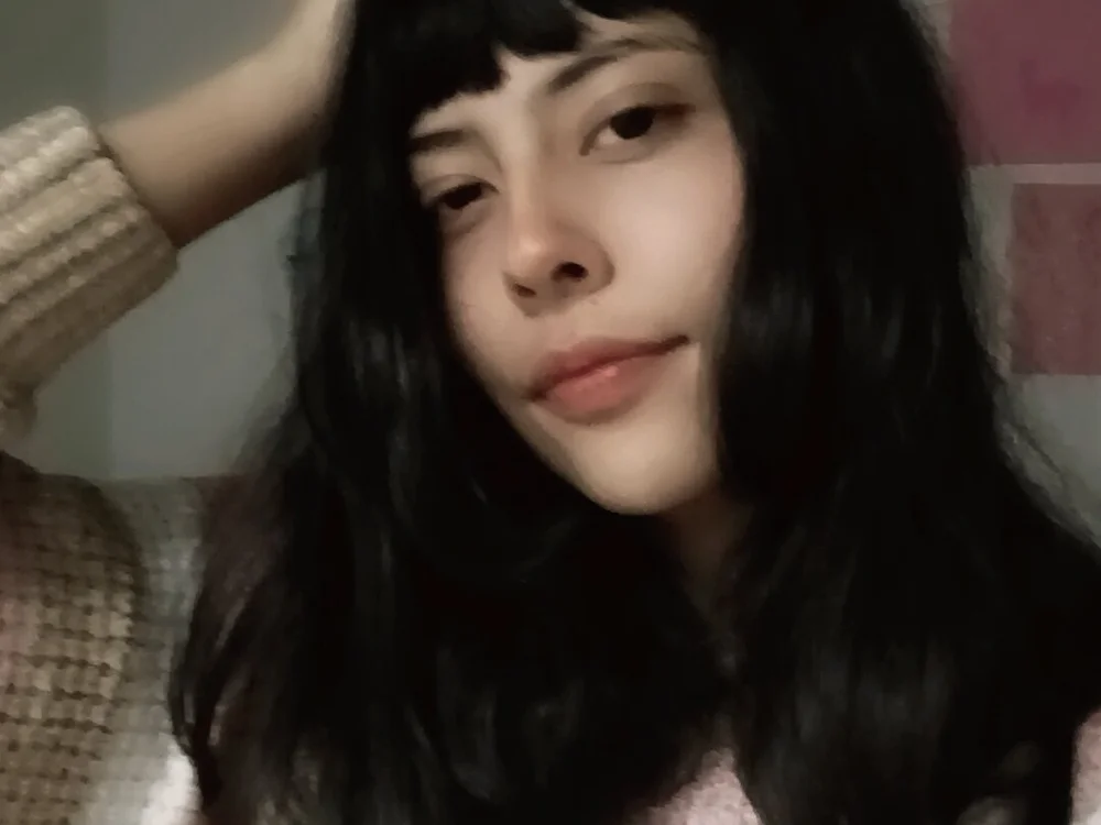 Izzy_Belly