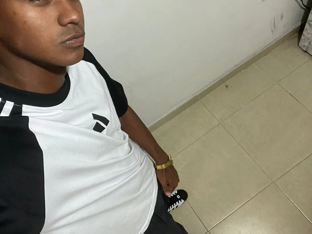 Andres_10 offline XXX-chatje