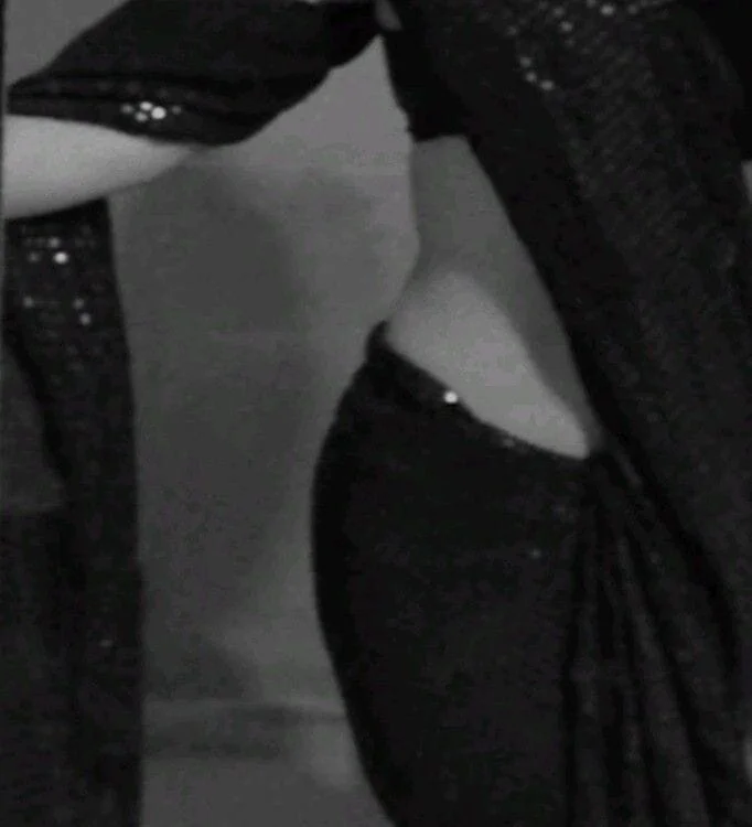 دردشة Hey_shiviii الجنسية دون اتصال