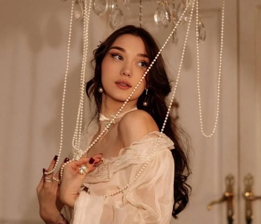 CrystalPfeiffer Offline XXX-Chat