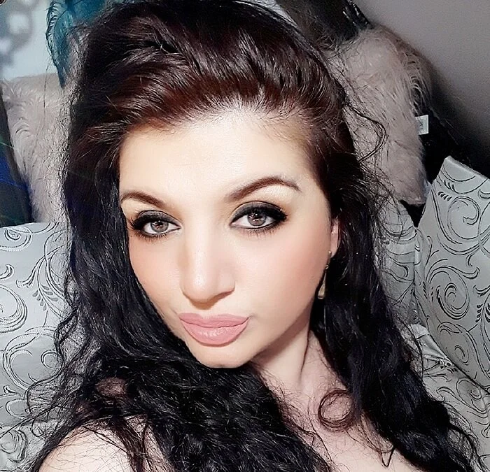 Offline XXX chat Nayelilove