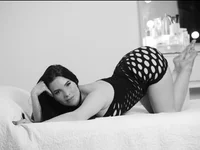 carol_latina13 Adlı Modelin Canlı XXX Sohbeti