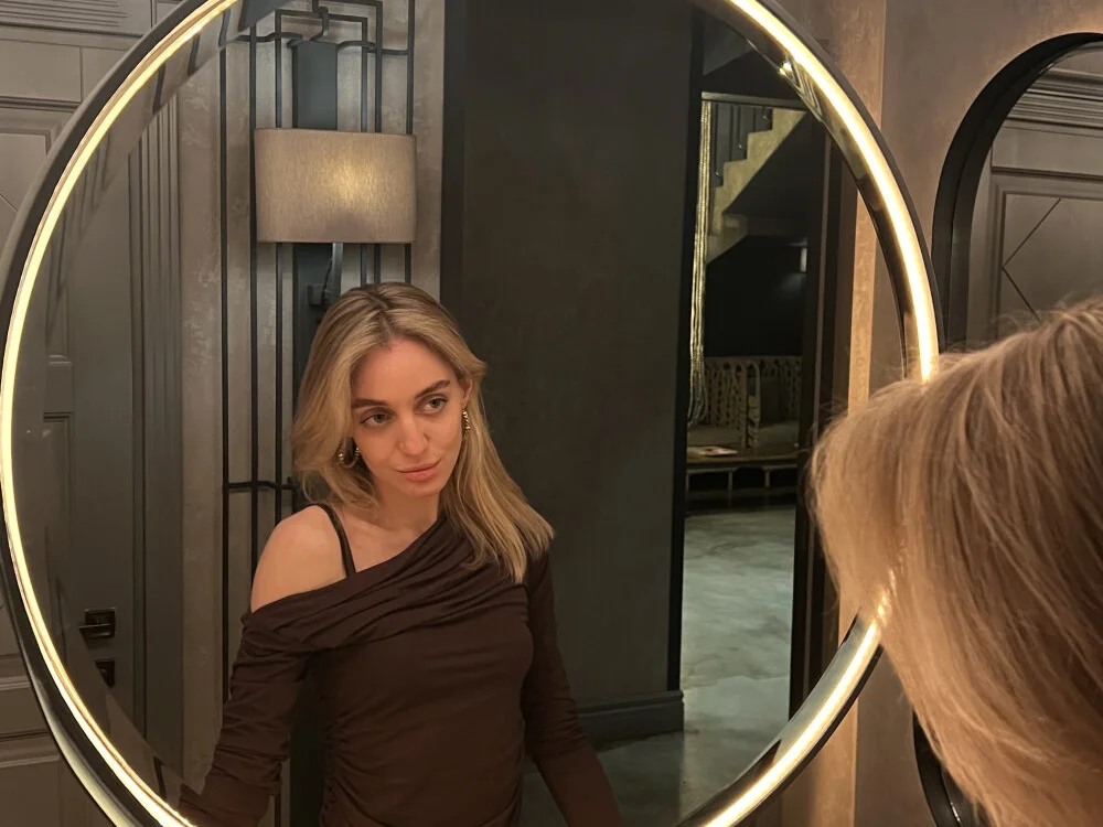 SophieBelll Chat XXX offline