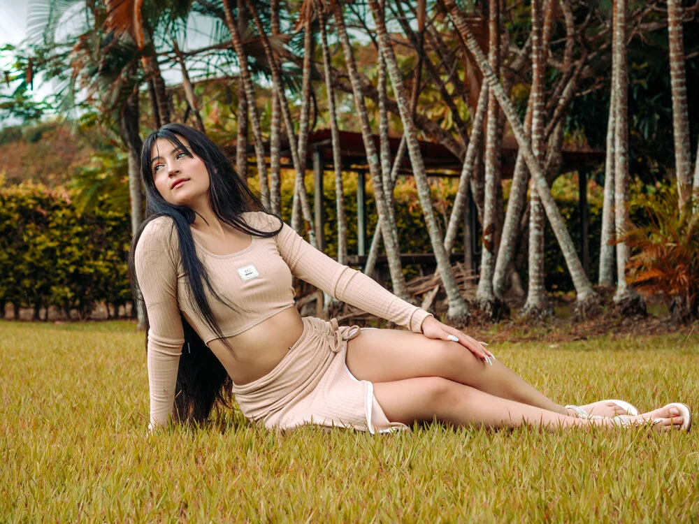 HollyHill_'s Offline XXX Chat