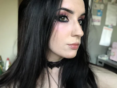 lsqueen_ on StripChat