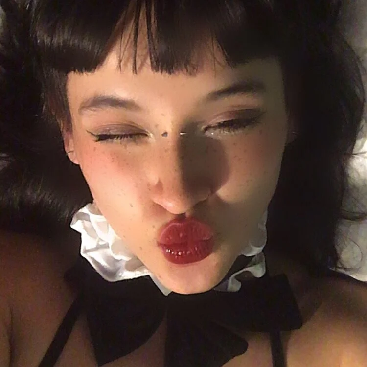 Eternalnight_sm offline XXX-chat