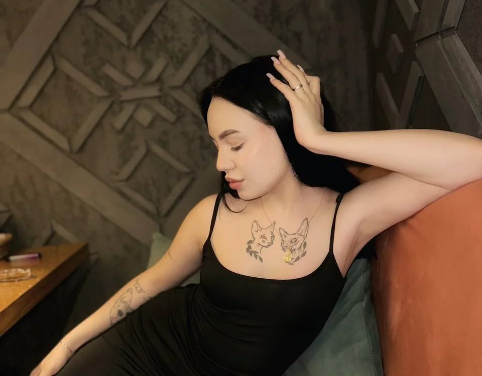 twoblackcat's Offline Chat Room