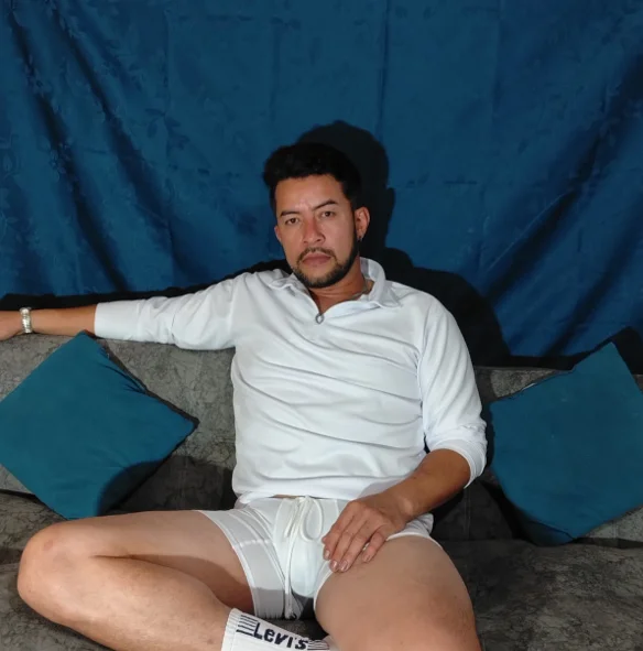 Czat XXX offline – Dominik_pleasure