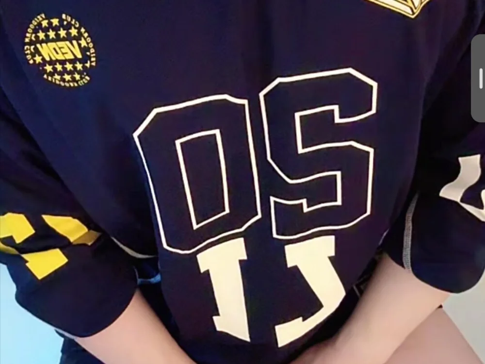 qzg0216 Offline XXX Chat