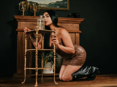 Kleverly_Manson1 webcam livesex profile in brunette cams