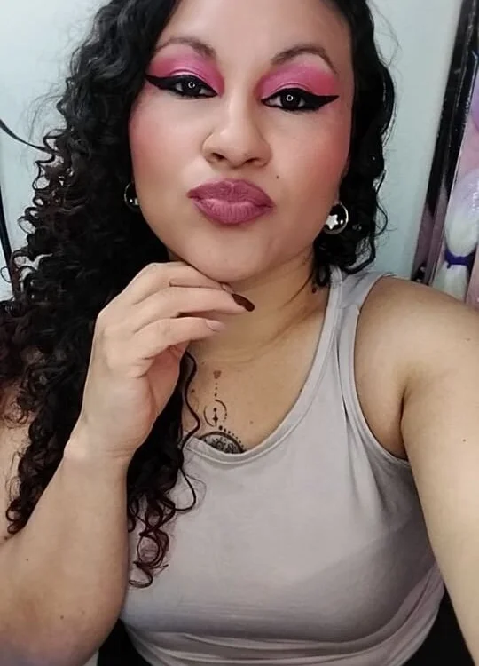 Violet_21_ Offline XXX Chat