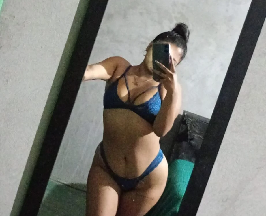 Rubi_Rojas_'s Offline XXX Chat