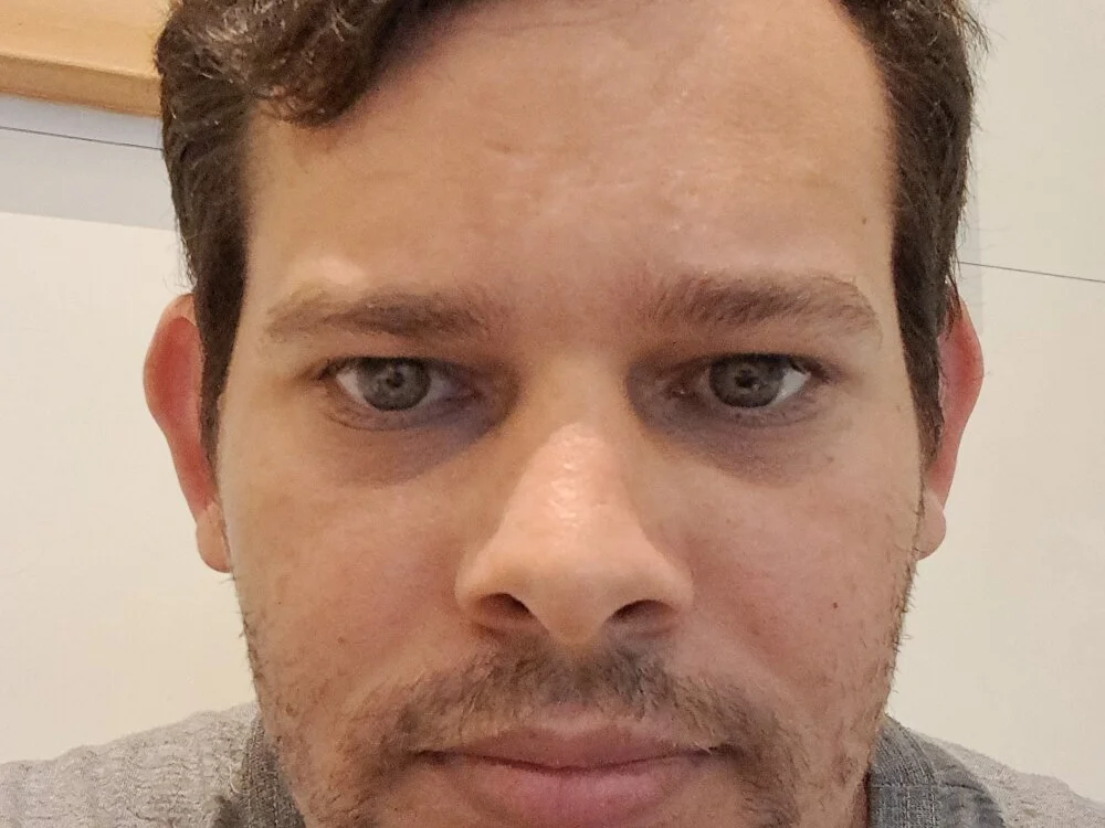 Edu5000 Adlı Modelin Çevrimdışı XXX Sohbeti