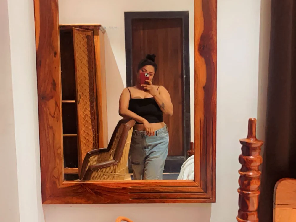 Chatroom XXX hors ligne de Nishababyyy