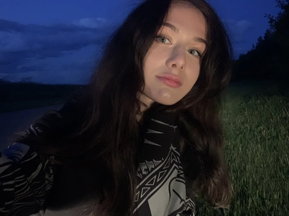 Diana_Stor's Offline XXX Chat