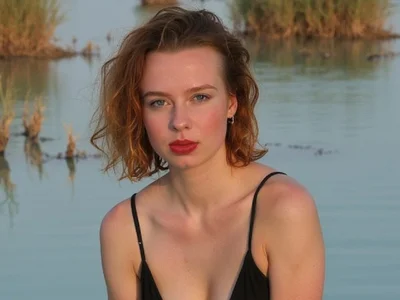 BettyFlirty - Girl 