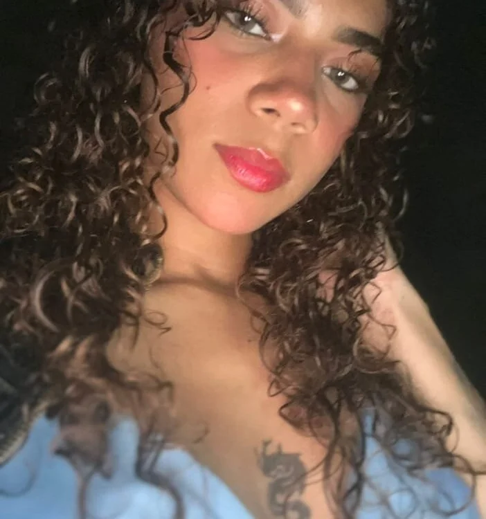 Khora_0 Adlı Modelin Çevrimdışı XXX Sohbeti