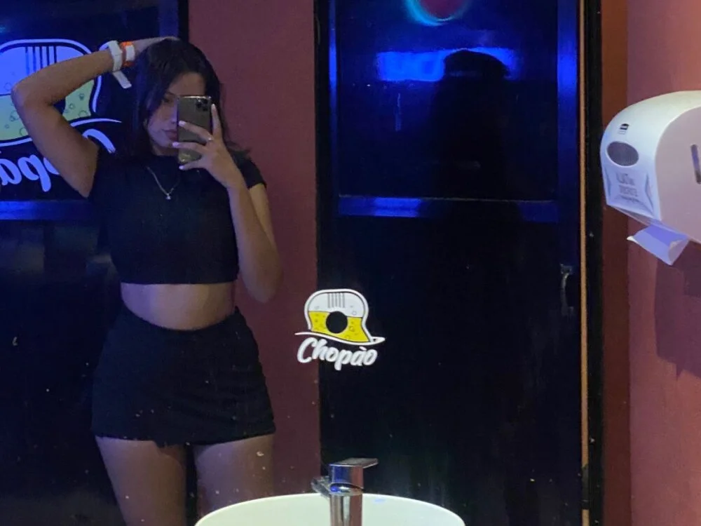 Pamela_jenner Offline XXX-chat