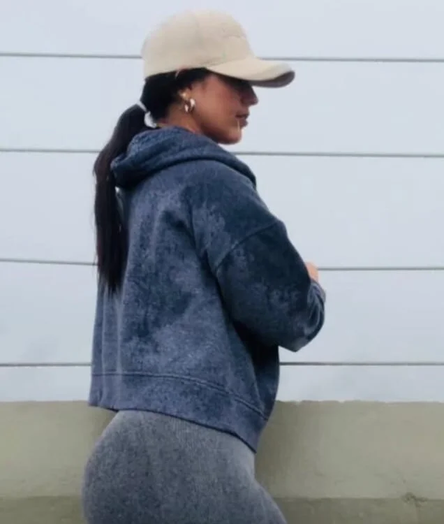 EsmeraldaJhonson Chat XXX offline