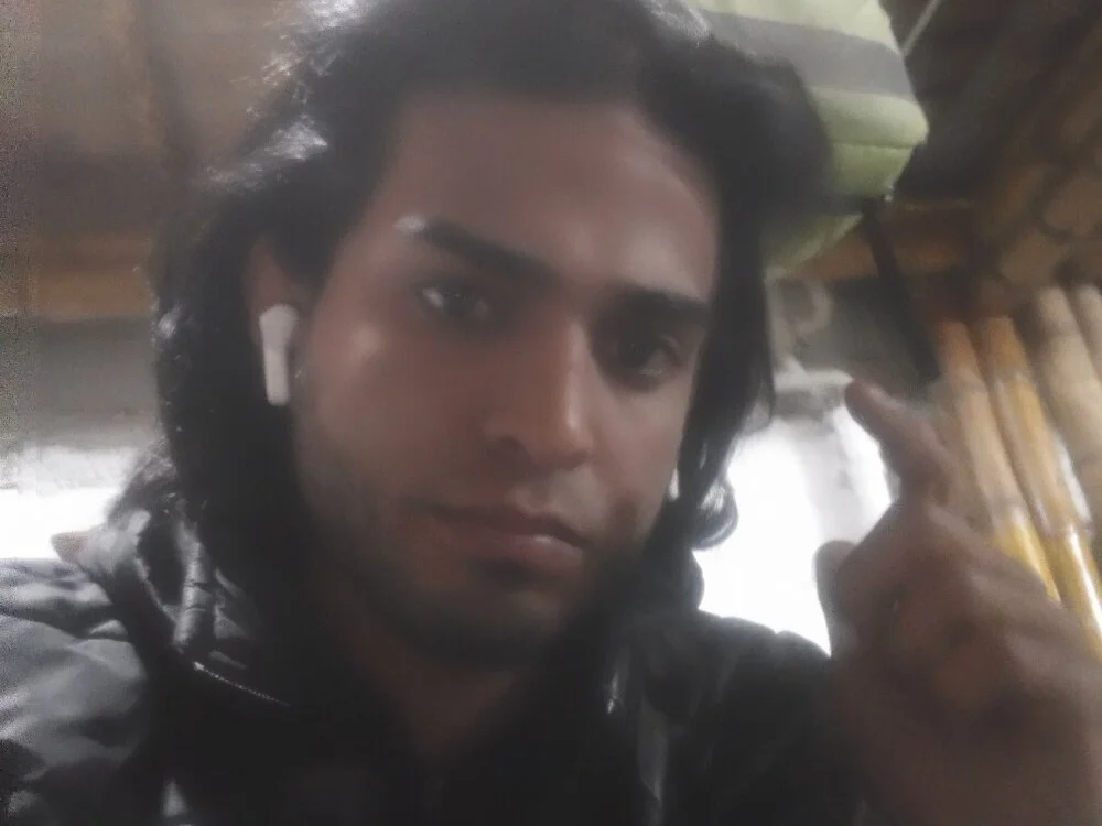 yuhenthr: офлайн-секс-чат