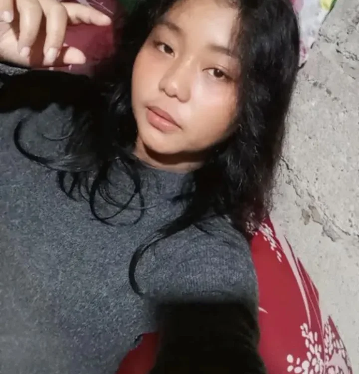 Offline XXX chat modela pinaysinglemommy