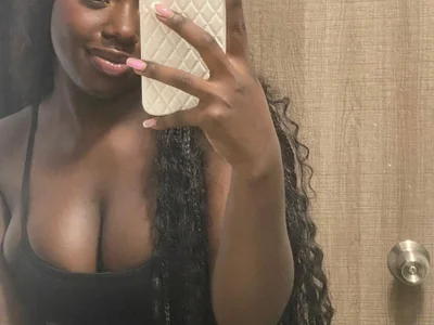 alissradiante1 on StripChat