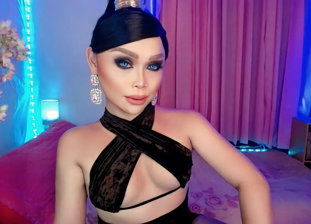 halsycarauy Adlı Modelin Çevrimdışı XXX Sohbeti