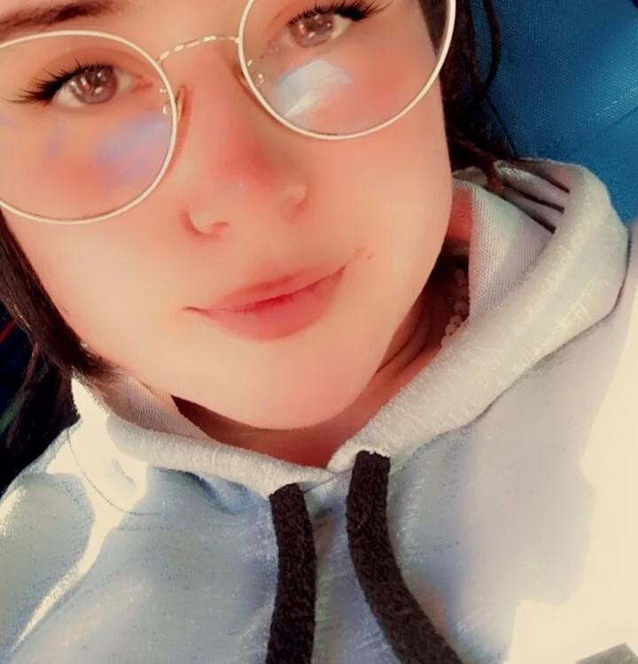 Offline chatovací místnost crissty_baez