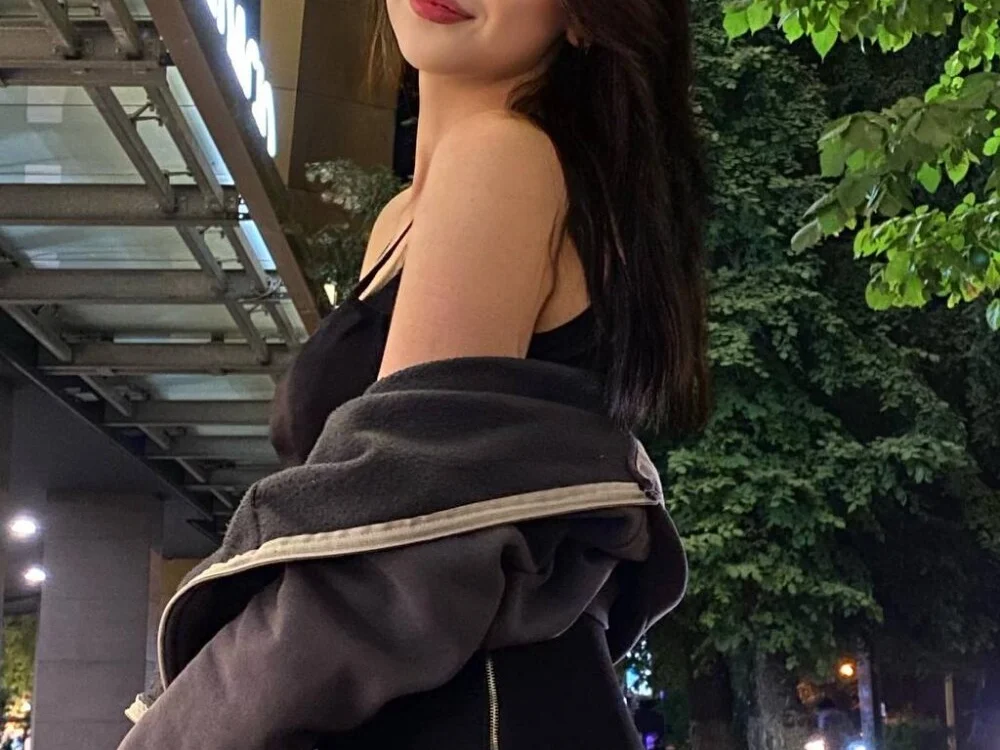 ashley_wei's Offline XXX Chat