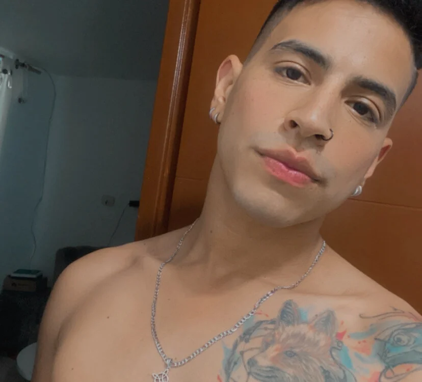 Juann-cock's Offline XXX Chat