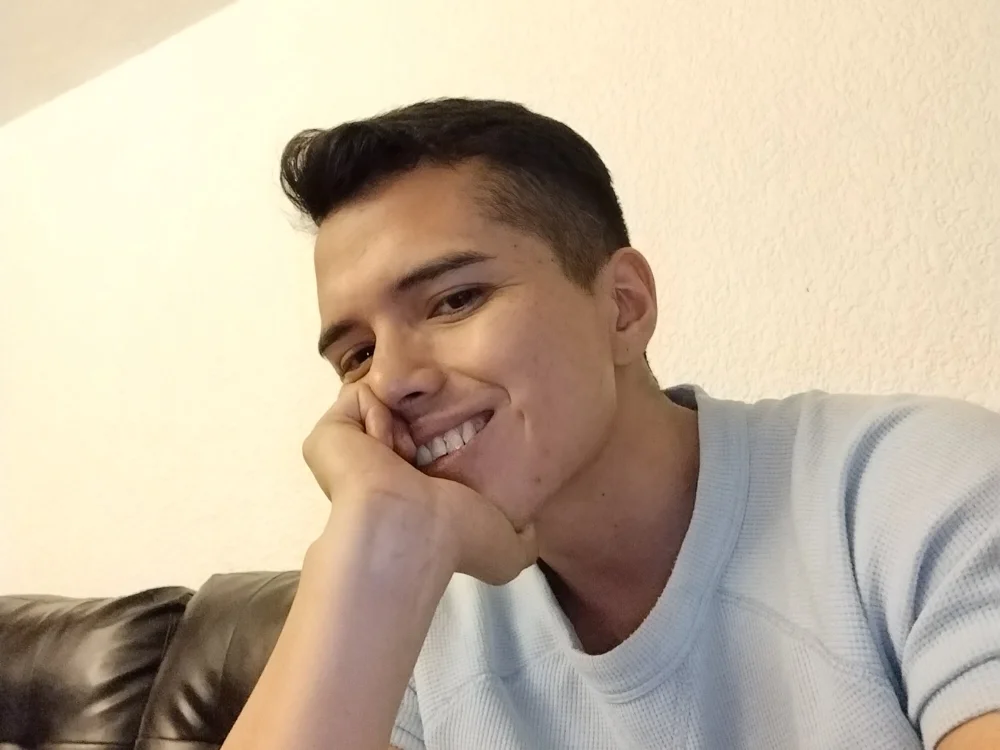 2calientes' Offline Chat Room
