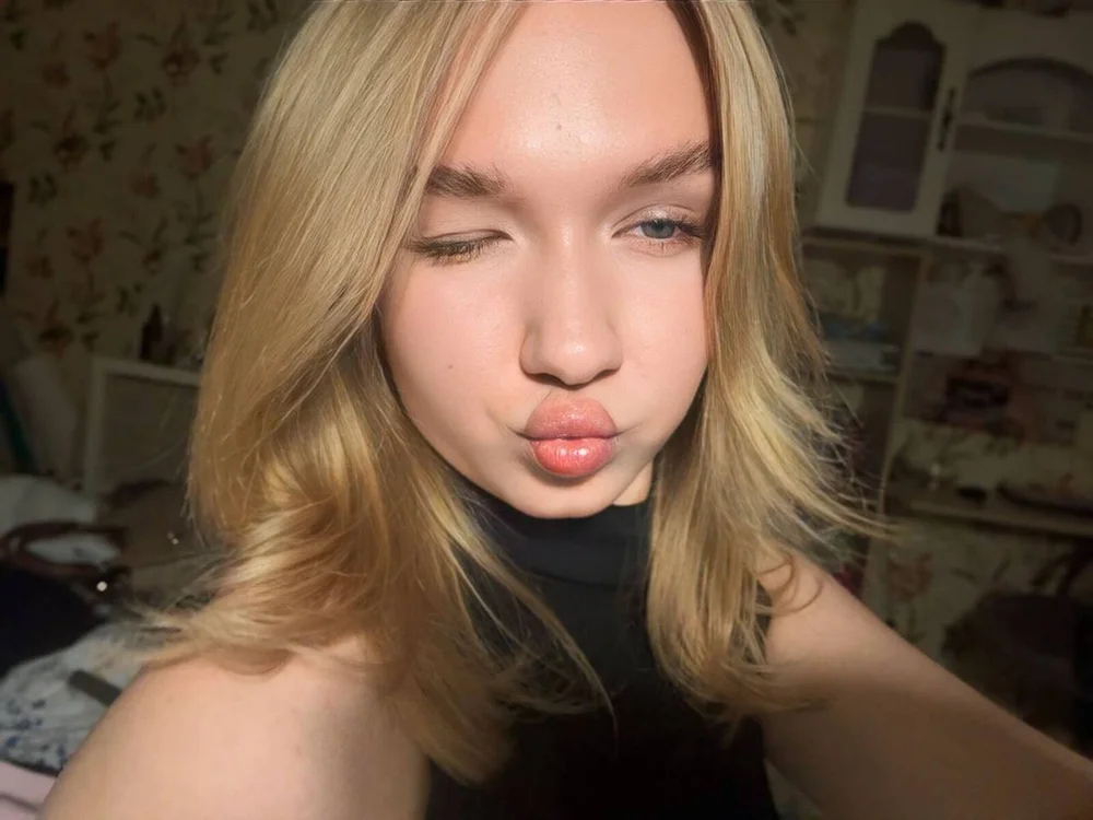 EttieBilliter's Offline XXX Chat