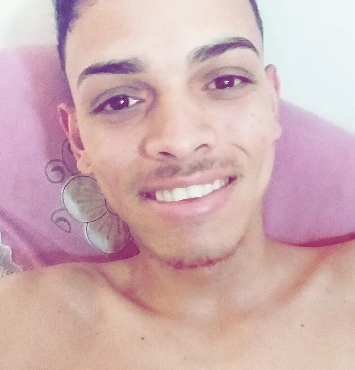 Chatroom XXX hors ligne de Martins022