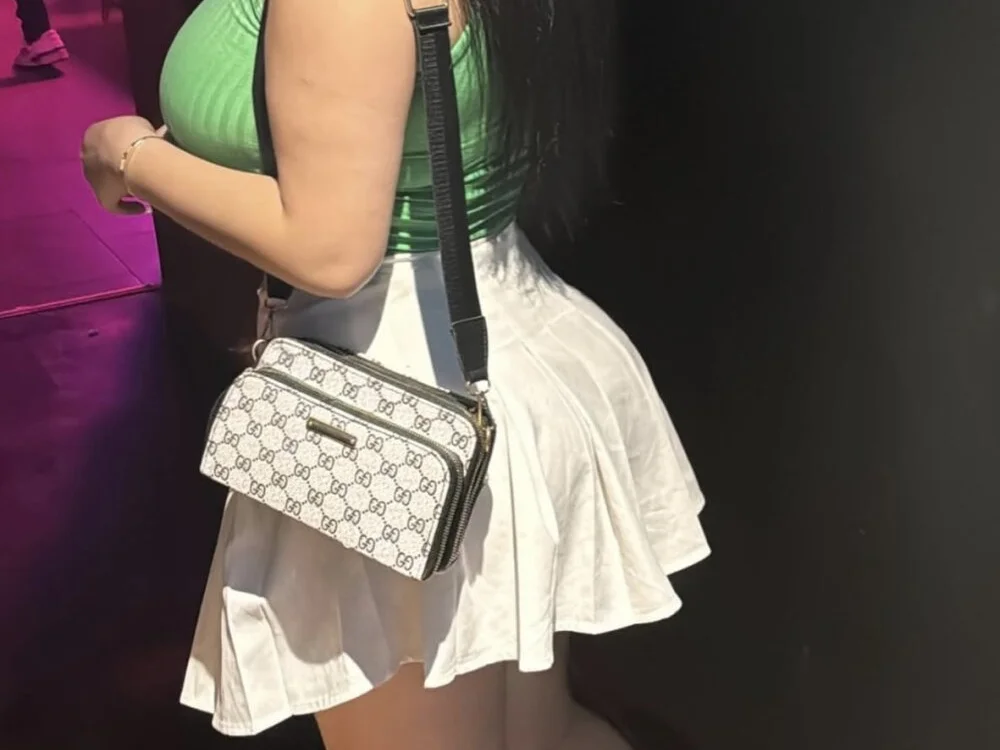 Lina_Velvet_ অফলাইন XXX চ্যাট