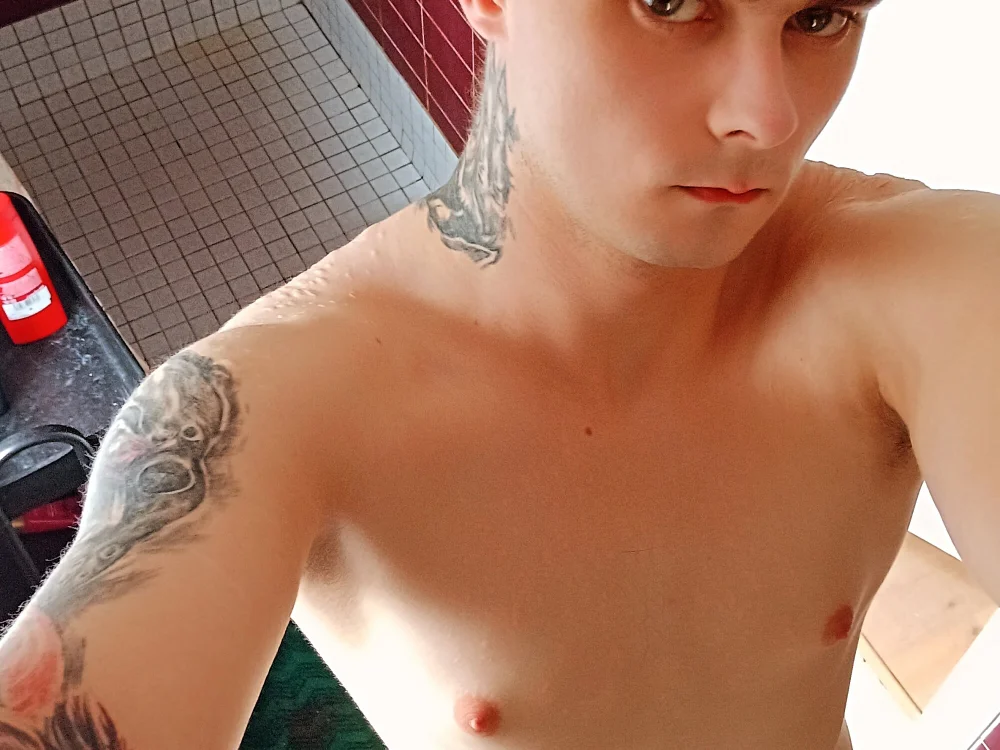 Offline chatovací místnost Dexter_Devil92