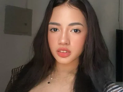 JanellaFakhoury - Girl 