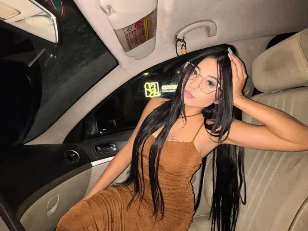 AishaSheLoveYOU Chat XXX offline