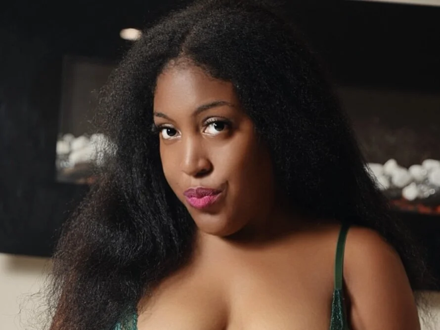 misscanada888's Offline XXX Chat