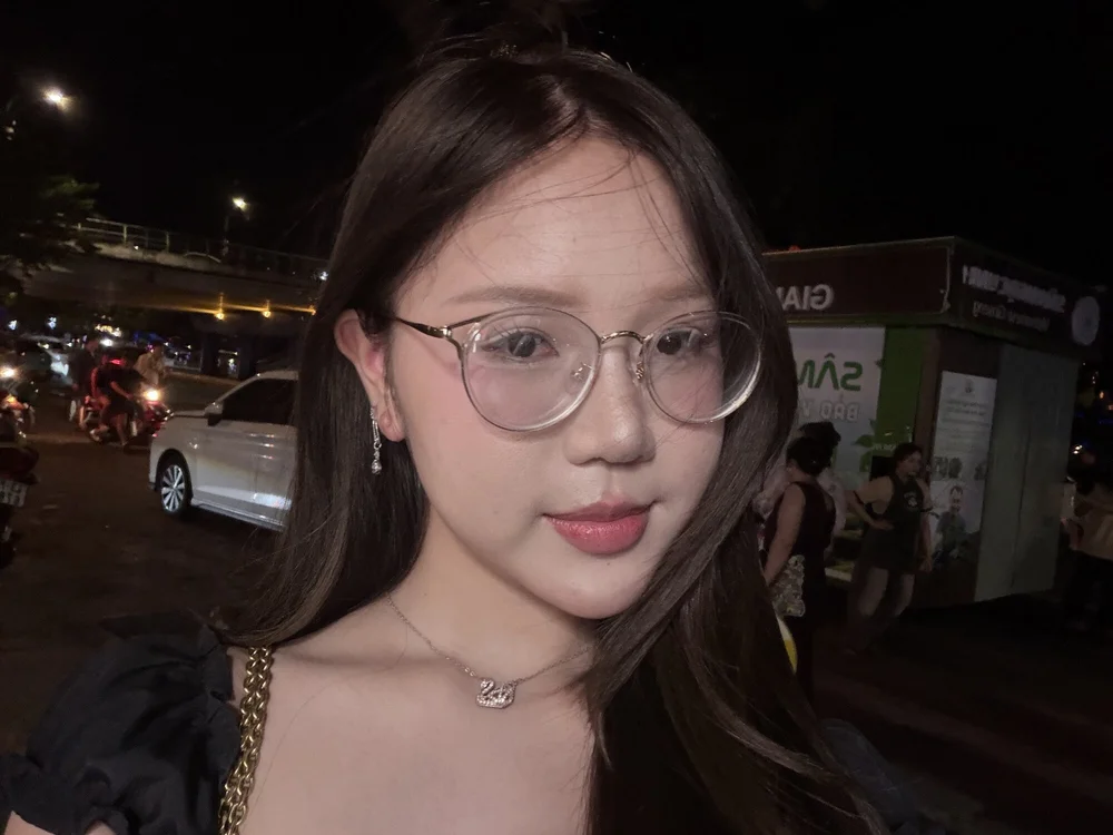 -Tynaa-'s Offline XXX Chat