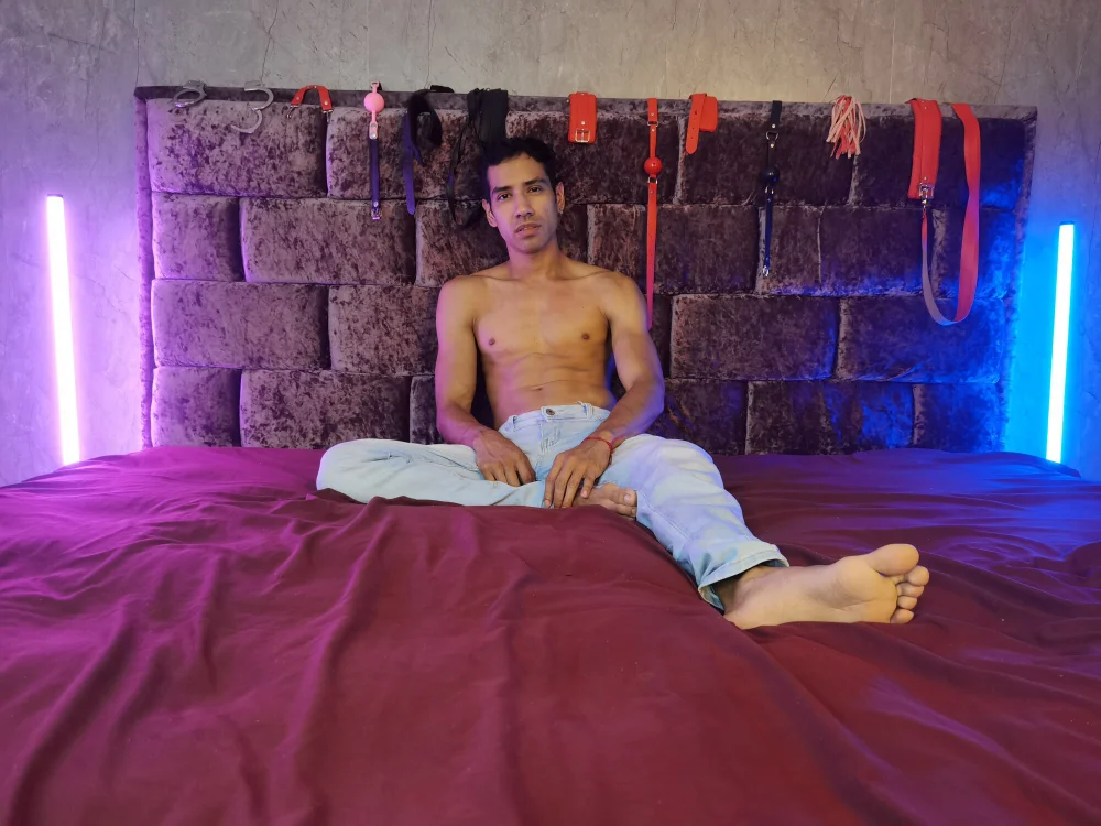 Czat XXX offline – Elliot_Henrique1