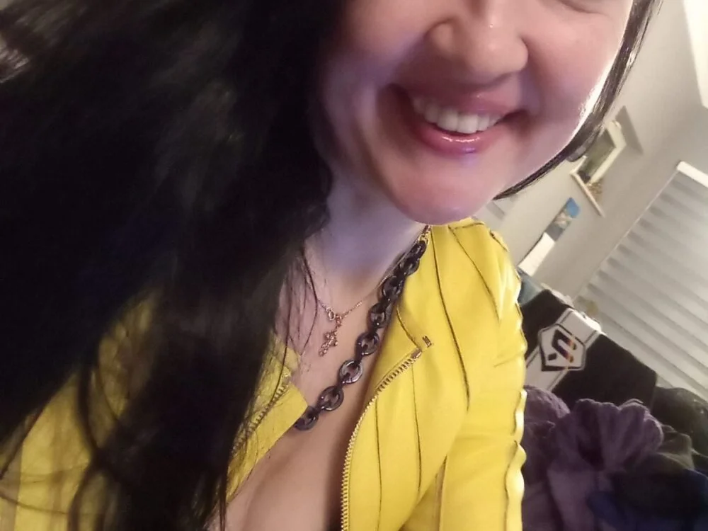 CamilleDesire Offline XXX-chat