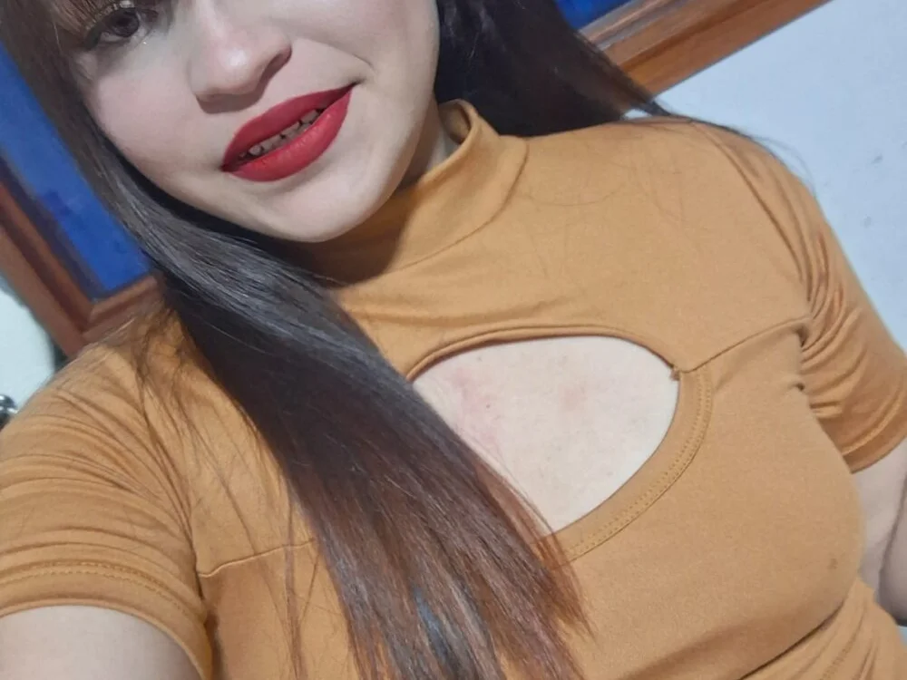 lucy_red_ Chat XXX offline